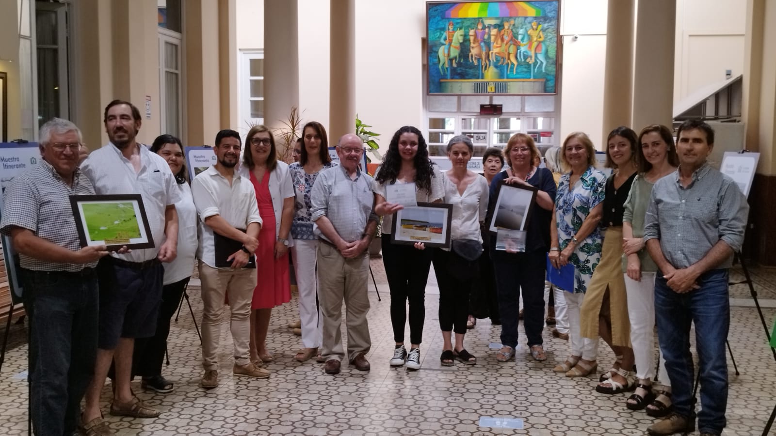 Muestra «La cuenca en imágenes» en el hall de la…